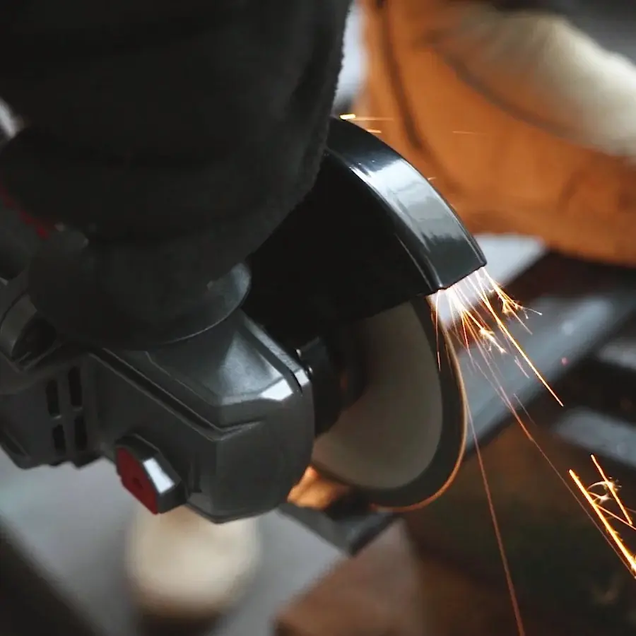 GROGH KÖMÜRSÜZ AKÜLÜ AVUÇ TAŞLAMA 2*4.0 AH 20V GRX2055-4 BMC
